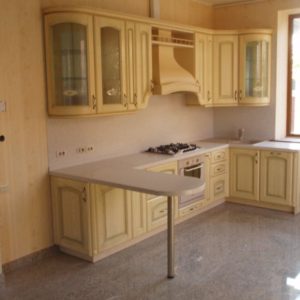 Кухня из массива, цвет - Амальфи бежевая белая производство Италия - Вариант № 18