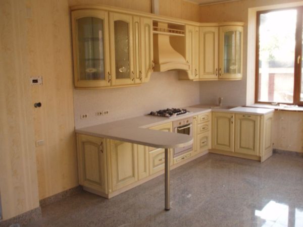 Кухня из массива, цвет - Амальфи бежевая белая производство Италия - Вариант № 18
